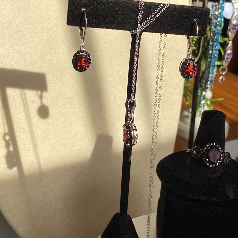 πΈ VEMELHO GARNET AND BLACK SPINEL COMPLETE SET πΈ SIZE 8 RING πΈ - Picture 12 of 16
